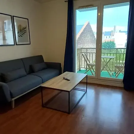 Lägenhet 3 Pieces Avec Parking Et Balcon - *